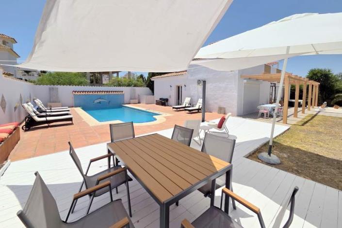 Image No.24-5 Bed Villa / Detached for sale