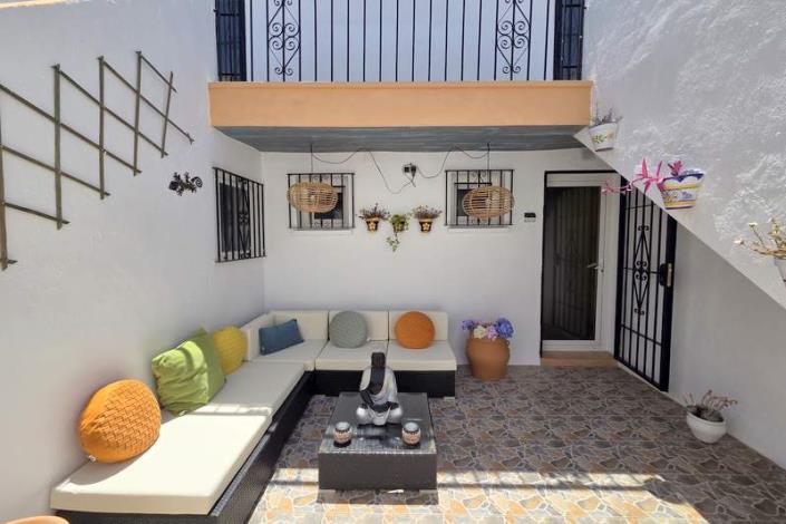 Image No.32-5 Bed Villa / Detached for sale