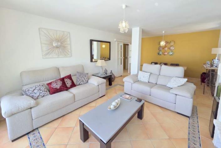 Image No.2-5 Bed Villa / Detached for sale