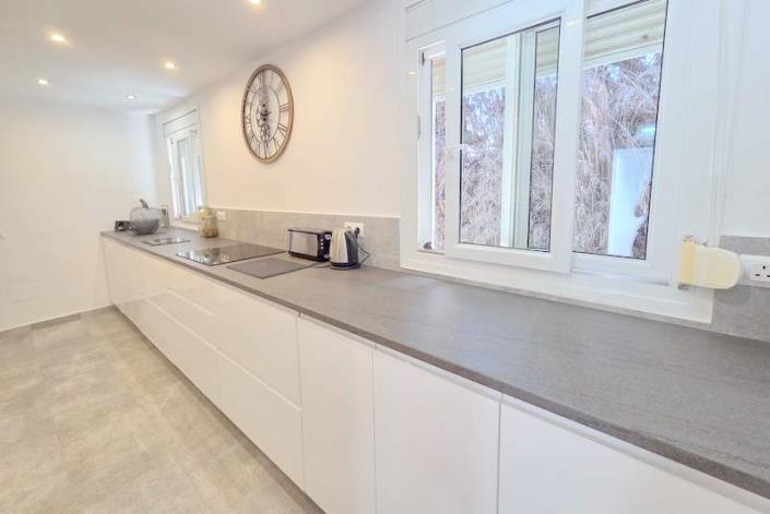 Image No.7-5 Bed Villa / Detached for sale
