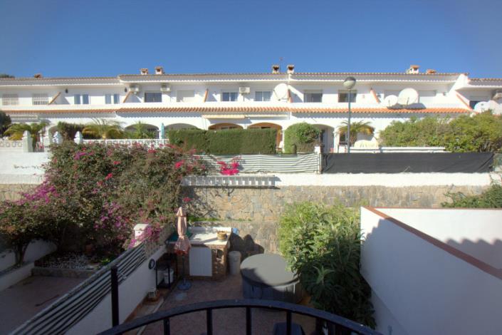 Image No.18-2 Bed Townhouse for sale