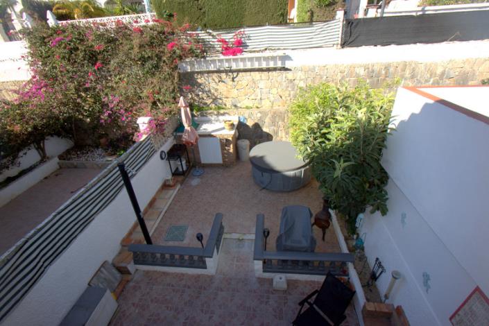 Image No.19-2 Bed Townhouse for sale