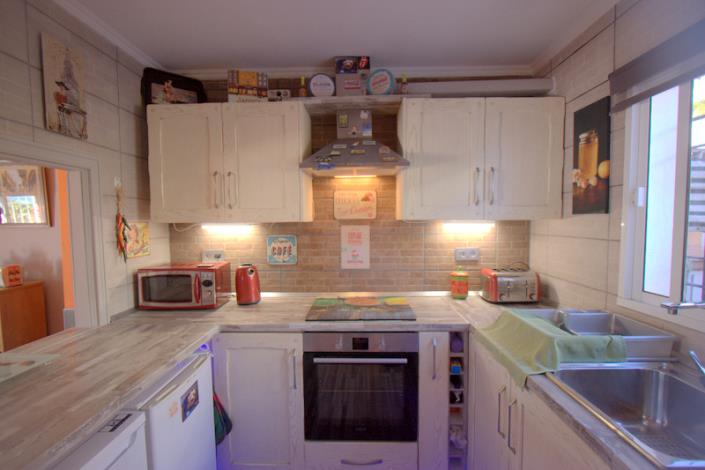 Image No.8-2 Bed Townhouse for sale