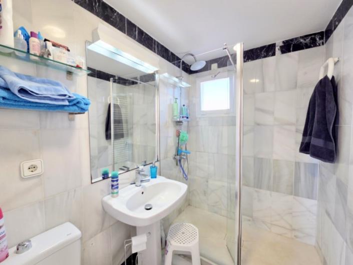Image No.14-3 Bed Apartment for sale