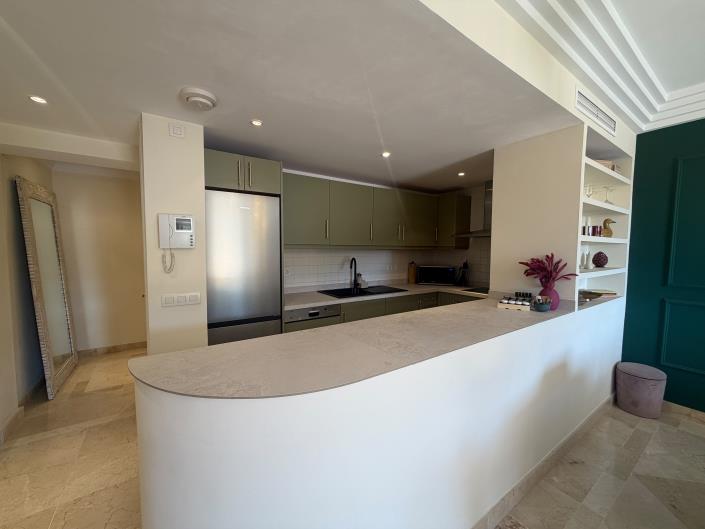 Image No.6-3 Bed Apartment for sale