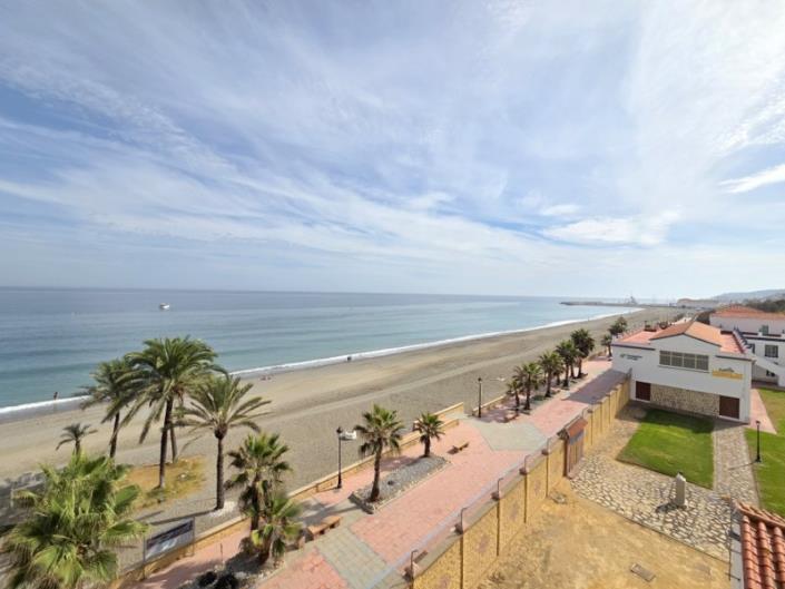 Image No.16-3 Bed Apartment for sale
