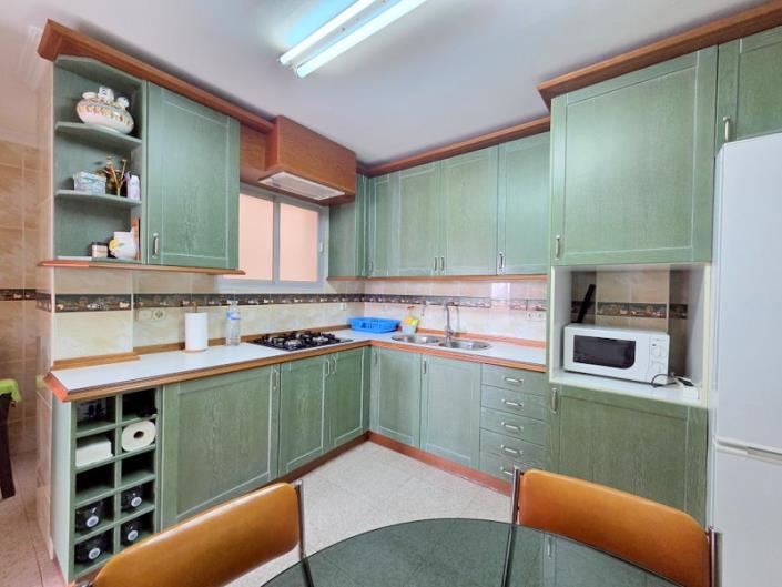 Image No.6-3 Bed Apartment for sale