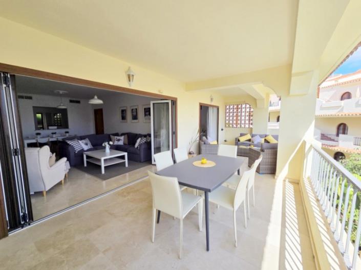 Image No.15-3 Bed Apartment for sale