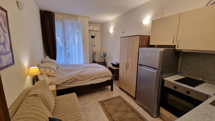 Image No.5-Studio for sale