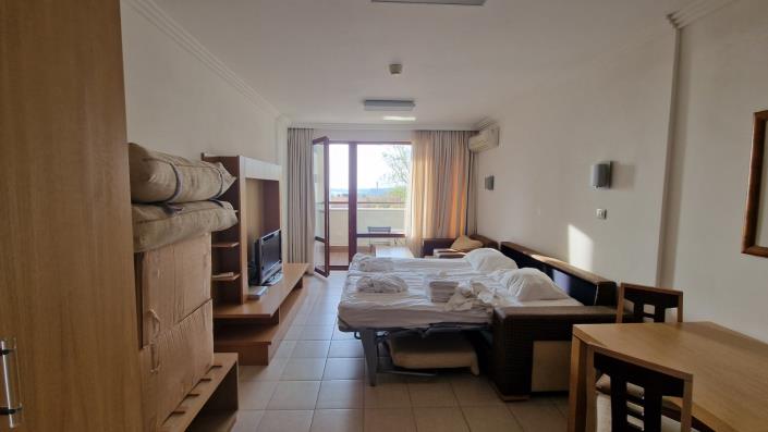 Image No.2-Studio for sale