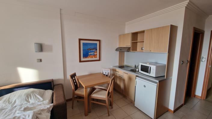 Image No.7-Studio for sale