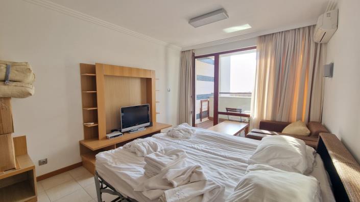 Image No.10-Studio for sale