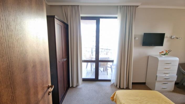 Image No.24-2 Bed Apartment for sale