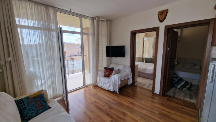 Image No.10-2 Bed Apartment for sale