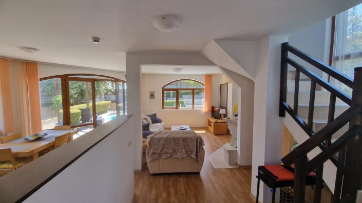 Image No.10-2 Bed House/Villa for sale