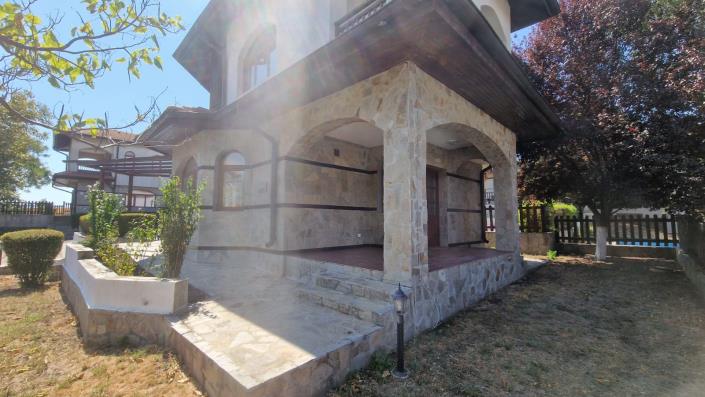 Image No.32-2 Bed House/Villa for sale