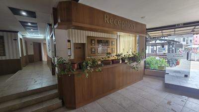 Avalon-Reception