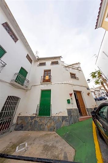 Image No.1-Propriété de 6 chambres à vendre à Lubrín