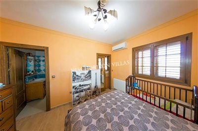 ada9e8c4-0003532857