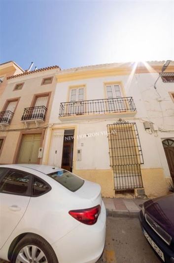 Image No.1-Propriété de 4 chambres à vendre à Cantoria