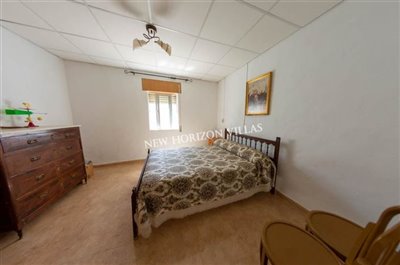 d8d27b42-0003627319