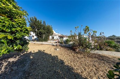 09d9ea8f-0003673324