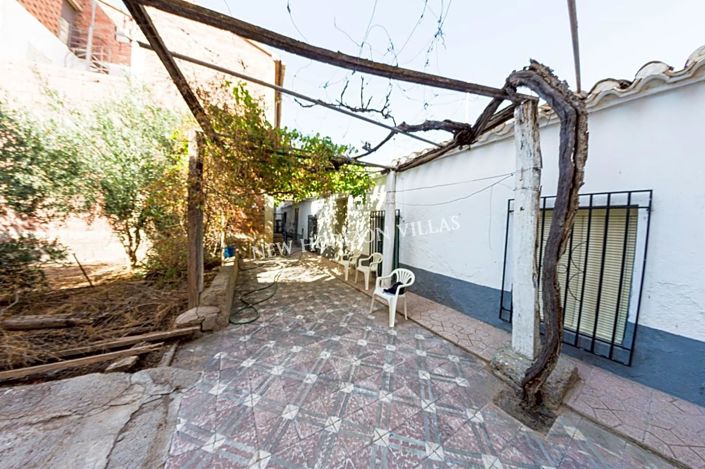 Image No.1-3 Bed Property for sale