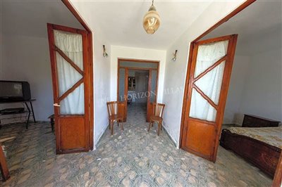 72f35295-0003232181