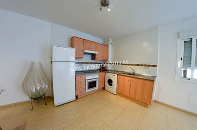 ea7c2d4d-0003948994
