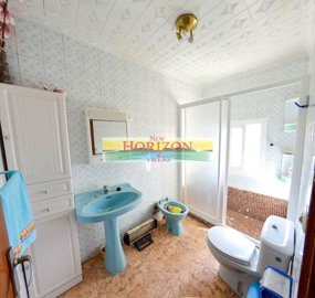 afc17265-0004100672