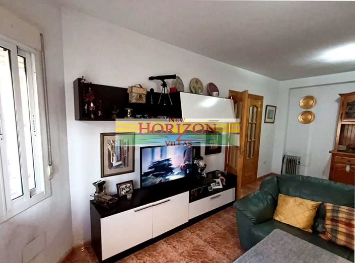 Image No.1-5 Bed Property for sale