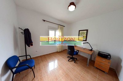 c4e69b23-0004124161