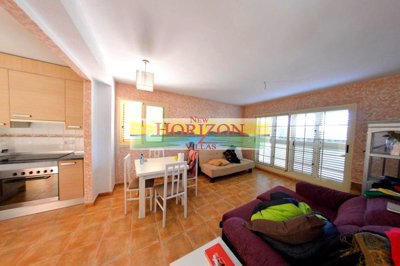 9eb8f908-0004125581