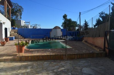 954633-990cd505