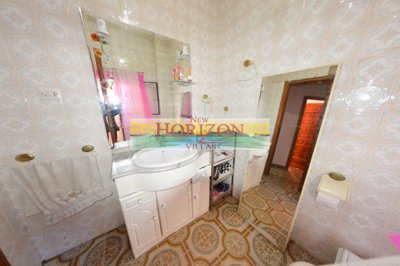 ad1a0e52-0004134775