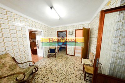 f37bb773-0004186196