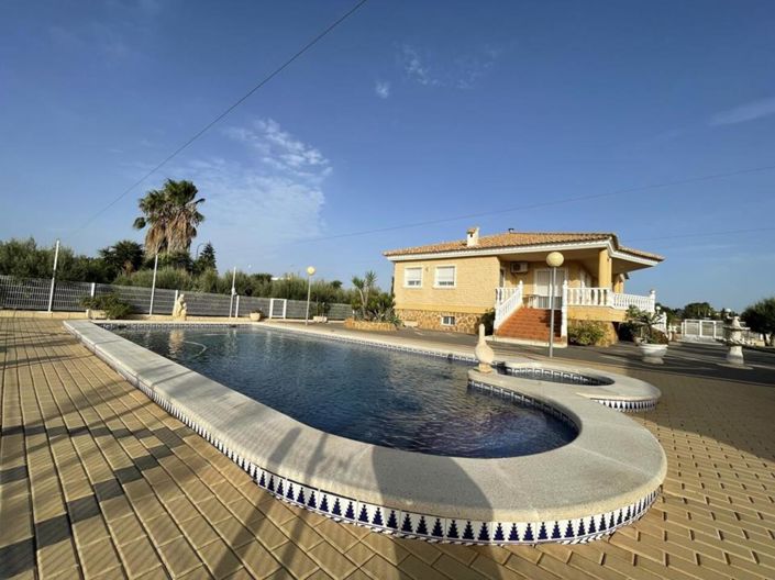 Image No.1-Villa de 3 chambres à vendre à Gea y Truyols