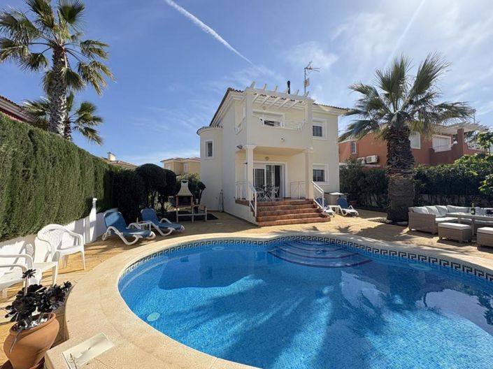 Image No.1-Villa de 2 chambres à vendre à Altaona Golf