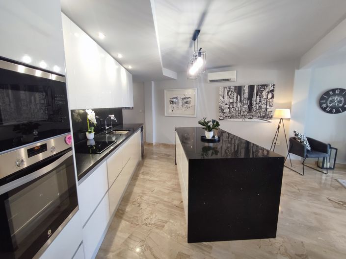 Image No.21-3 Bed Apartment for sale