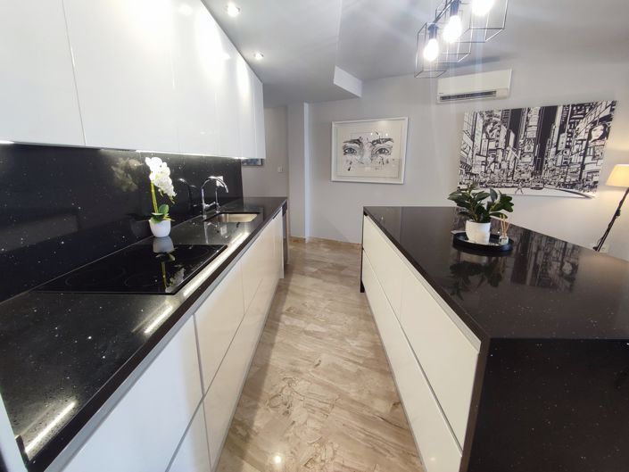 Image No.22-3 Bed Apartment for sale