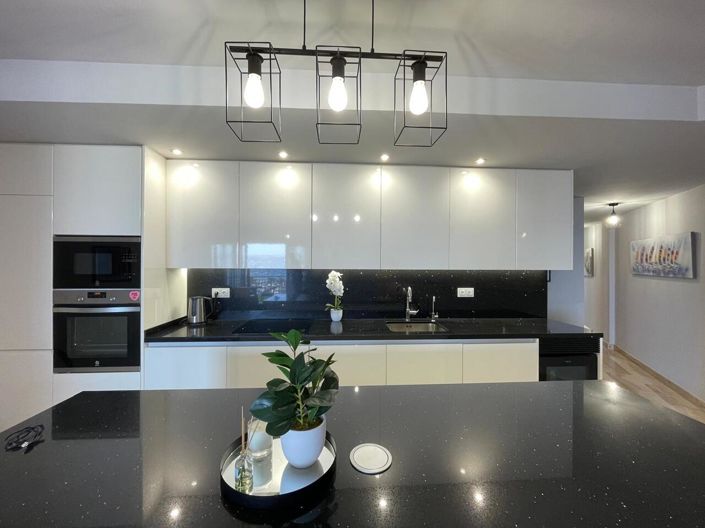 Image No.26-3 Bed Apartment for sale