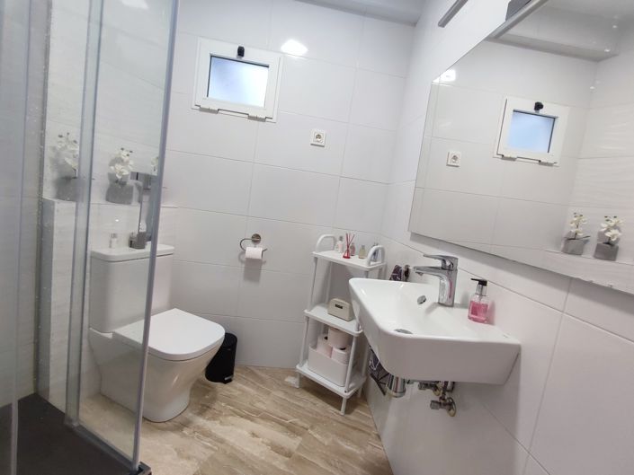 Image No.29-3 Bed Apartment for sale