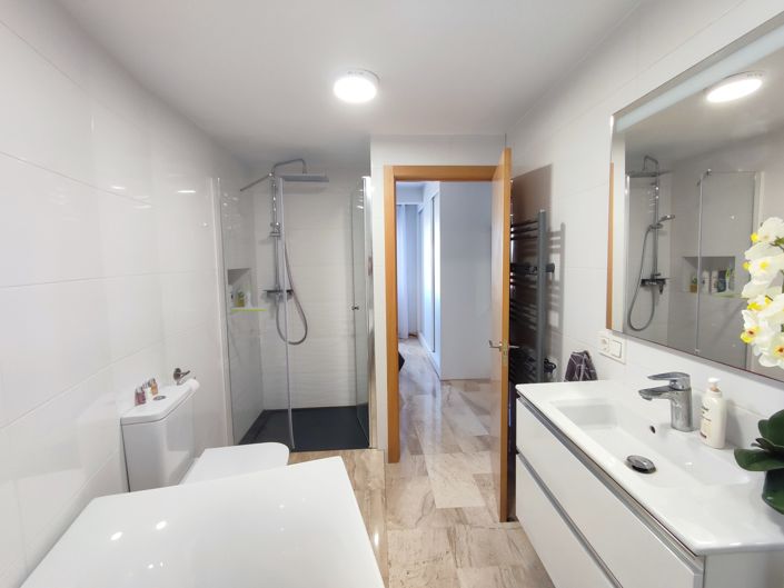 Image No.38-3 Bed Apartment for sale