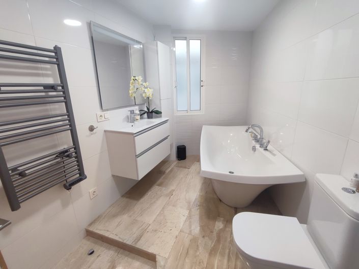 Image No.10-3 Bed Apartment for sale