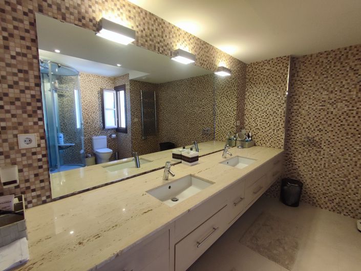 Image No.42-4 Bed Villa for sale