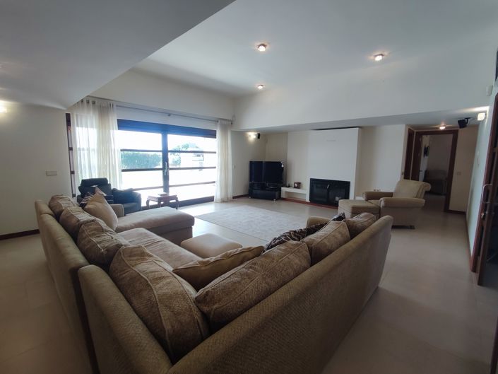 Image No.8-4 Bed Villa for sale