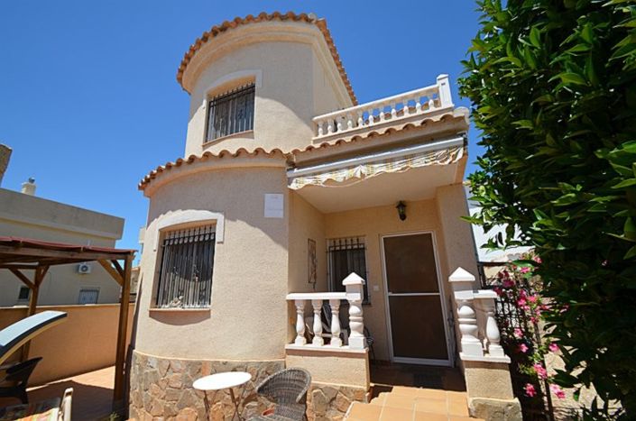 Image No.1-Villa de 3 chambres à vendre à Sucina