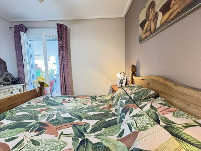 Image No.17-2 Bed Apartment for sale