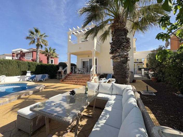 Image No.2-Villa de 2 chambres à vendre à Altaona Golf