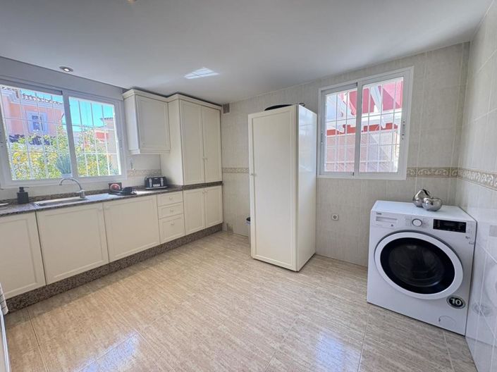 Image No.22-2 Bed Villa for sale